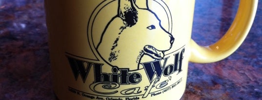 White Wolf Cafe & Bar is one of Mmmm Food.