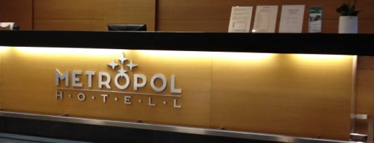 Metropol Hotel is one of Tempat yang Disukai Allan.