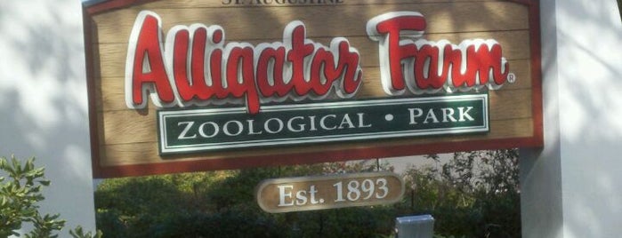St. Augustine Alligator Farm is one of Lieux qui ont plu à John.