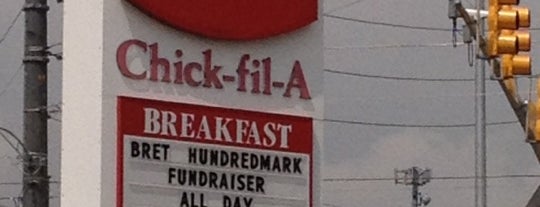 Chick-fil-A is one of Lugares favoritos de Merilee.