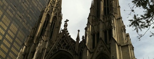 Catedral de San Patricio de Nueva York is one of America's Architecture.
