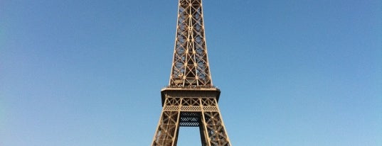 Eiffel Tower is one of These places deserve a checkin.