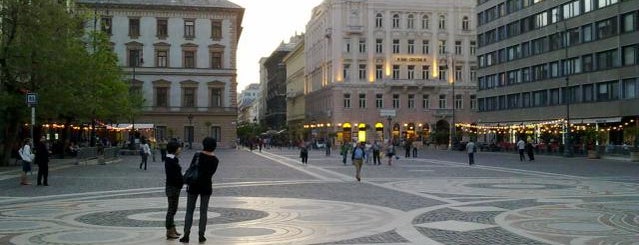 Площадь Святого Стефана is one of StorefrontSticker #4sqCities: Budapest.