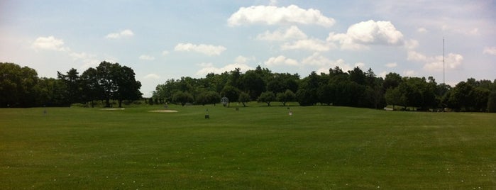 Westchester Golf Range is one of Tempat yang Disukai Joe.