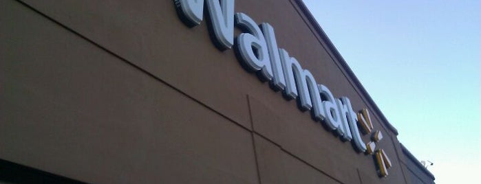 Walmart is one of Lugares favoritos de Chris.