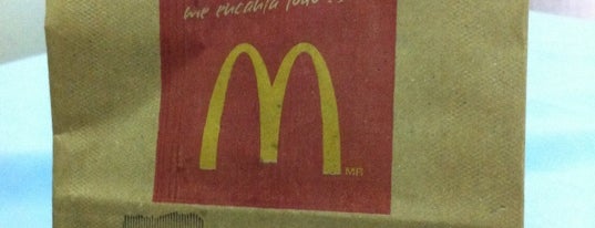 McDonald's is one of Bares de Montevideo.
