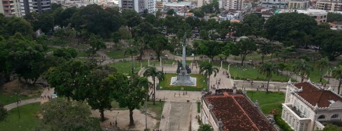 Praça da República is one of Meus Lugares.