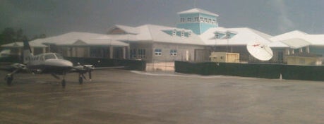 Leonard M. Thompson International Airport (MHH) is one of Residing in thee Abaco, Bahamas.