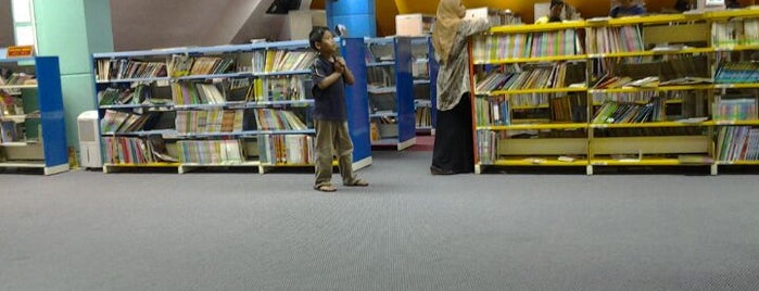 National Library (Perpustakaan Negara) is one of Kuala Lumpur #4sqCities.