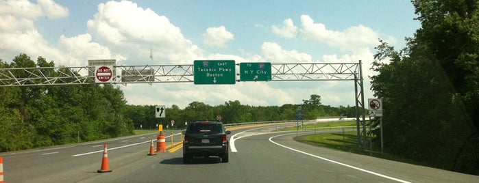 Exit B1 - Albany / Hudson / Rensselaer / I-90 / US Rt 9 is one of NYS Thruway.