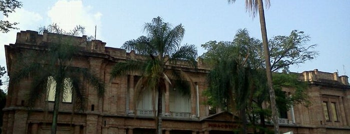 Pinacoteca do Estado de São Paulo is one of Top 5 Museus ~.