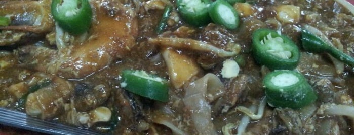 Kampung Makam Char Koay Teow is one of Yummylicious.