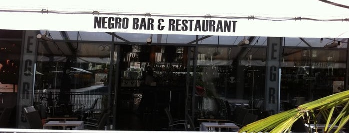 Negro Bar & Cafe is one of Будапешт.