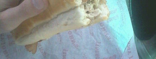 Jimmy John's is one of Locais curtidos por Jackie.