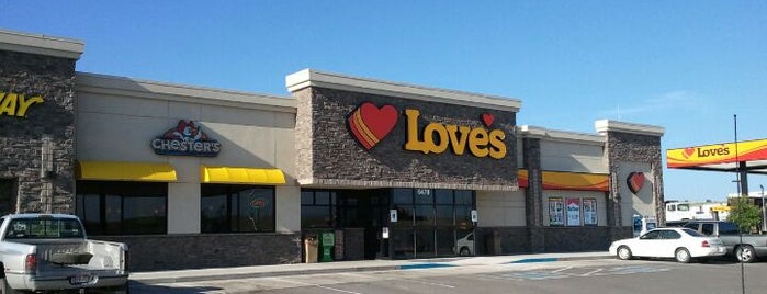 Love's Travel Stop is one of Percella’s Liked Places.