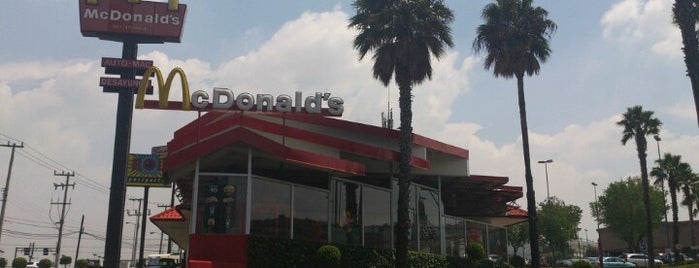 McDonald's is one of Lugares favoritos de Raquel.