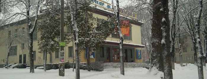 Кінотеатр ім. Т. Г. Шевченка is one of Кінотеатри Києва.