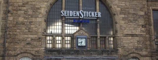 Bielefeld Hauptbahnhof is one of DB ICE-Bahnhöfe.