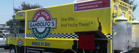 Gandolfo's New York Deli is one of Dallas Food Trucks.
