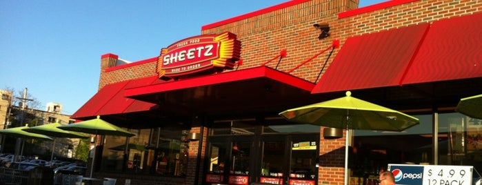 Sheetz is one of Tempat yang Disukai Chris.