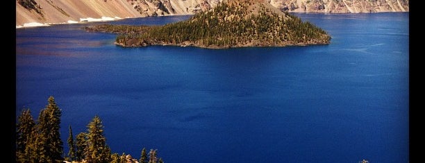 Национальный парк «Озеро Крейтер» is one of Oregon Coast.