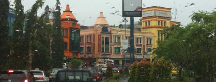 Simpang Indosat is one of Batam Traffic Light.