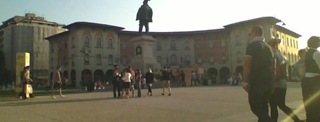 Piazza Vittorio Emanuele II is one of Best art cities in Tuscany.