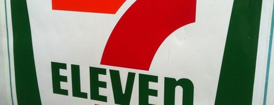 7-Eleven is one of Lieux qui ont plu à Sheila.
