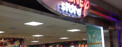 Disney Store is one of ショッピング 行きたい2.