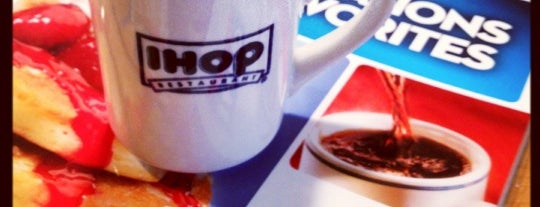 IHOP is one of Christinaさんのお気に入りスポット.