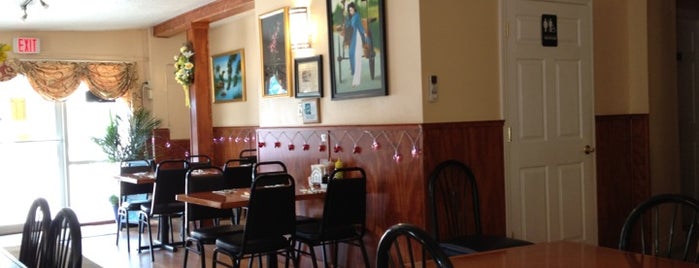 Saigon Restaurant is one of Maine Magazine Neighborhood Favorites 2014.
