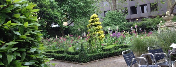 Garden Museum is one of London.