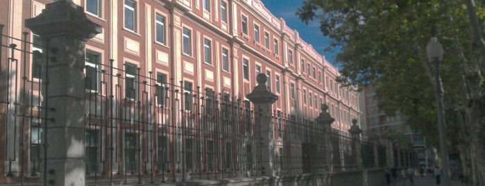 Hospital Militar is one of Hospitales de España.