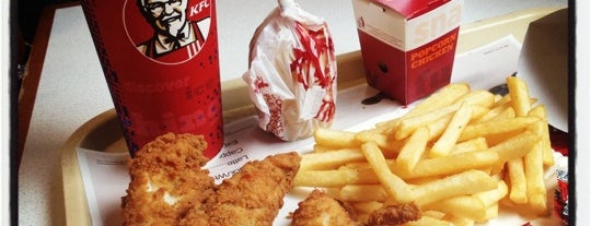 KFC is one of Carlさんのお気に入りスポット.