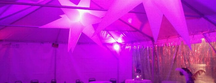 Classic Tents & Events is one of Locais curtidos por Chester.