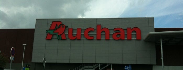 Auchan Vélizy is one of Tempat yang Disukai Наталья.