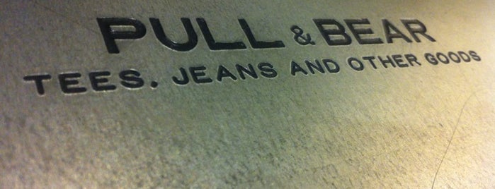 Pull & Bear is one of Jorge : понравившиеся места.