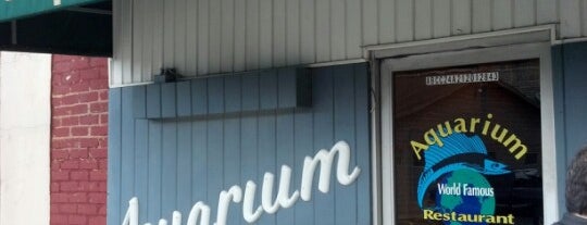 Aquarium Lounge is one of Favorite Restaurants.