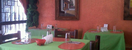 Restaurant "Los sabores de México" is one of Donde comer en Chilangolandia.