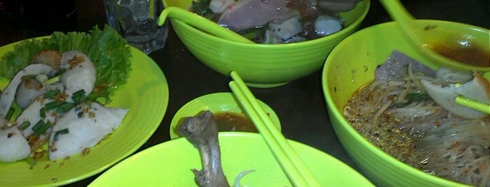 เจียงลูกชิ้นปลา is one of Favorite Food.