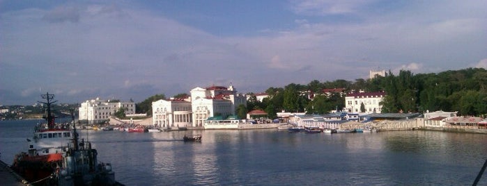 Пиратская Харчевня is one of crimea 2013.