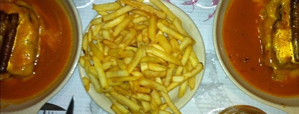 Bufete Fase is one of Francesinhas.