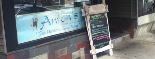 Anton's is one of Lugares favoritos de Joe.