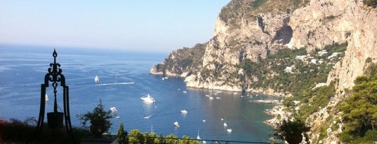 Faraglioni is one of Guide to Capri's best spots.