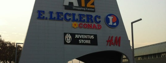 Area12 Shopping Center is one of Posti che sono piaciuti a Marianna.