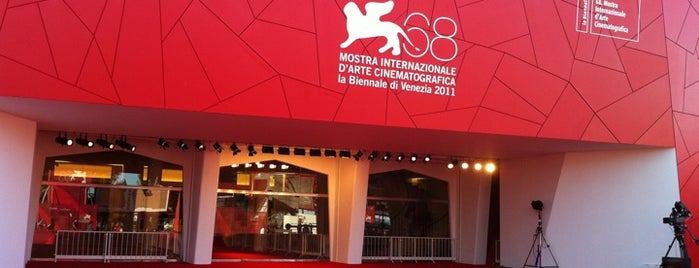 68^ Mostra Internazionale D'Arte Cinematografica is one of Les récompenses du Studio 37.