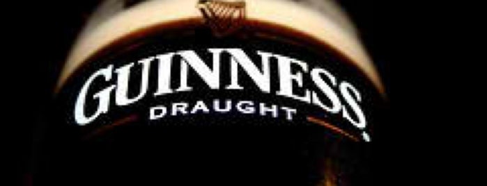 Mel's Place Bar & Bistro is one of Micheenli Guide: Guinness draught in Singapore.