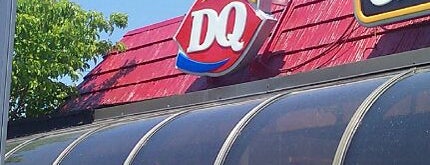 Dairy Queen is one of Places I Like To Eat.