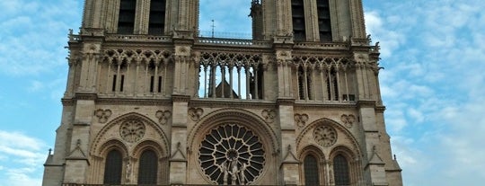 Catedral de Nuestra Señora de París is one of PARIS.