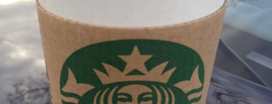 Starbucks is one of Lieux qui ont plu à Jeffrey.